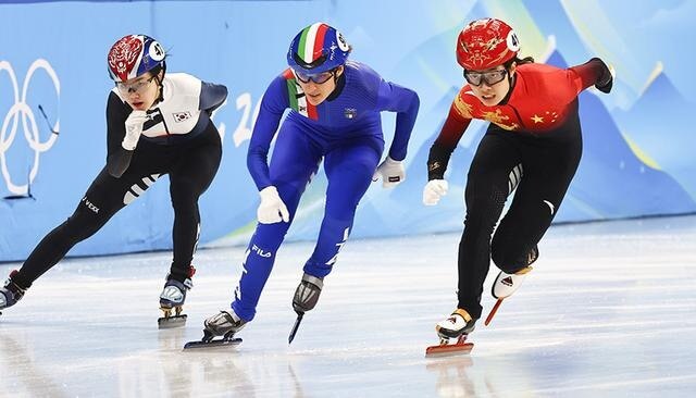 北京冬奥会中国首枚金牌是什么