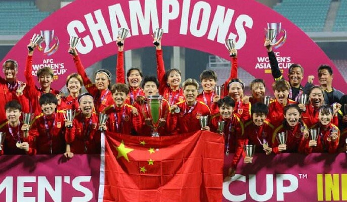 中国女足球员工资多少